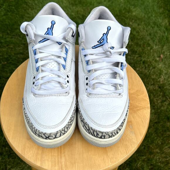 Size 8.5 - Nike Air Jordan 3 Retro UNC Men's Shoes - Ships Now - Picture 5 of 10